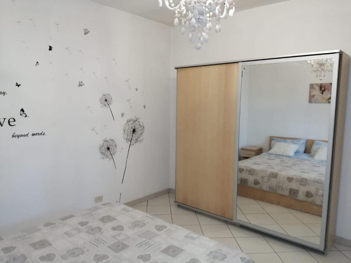 Casa Di Mezzo Apartment Рио Марина Екстериор снимка